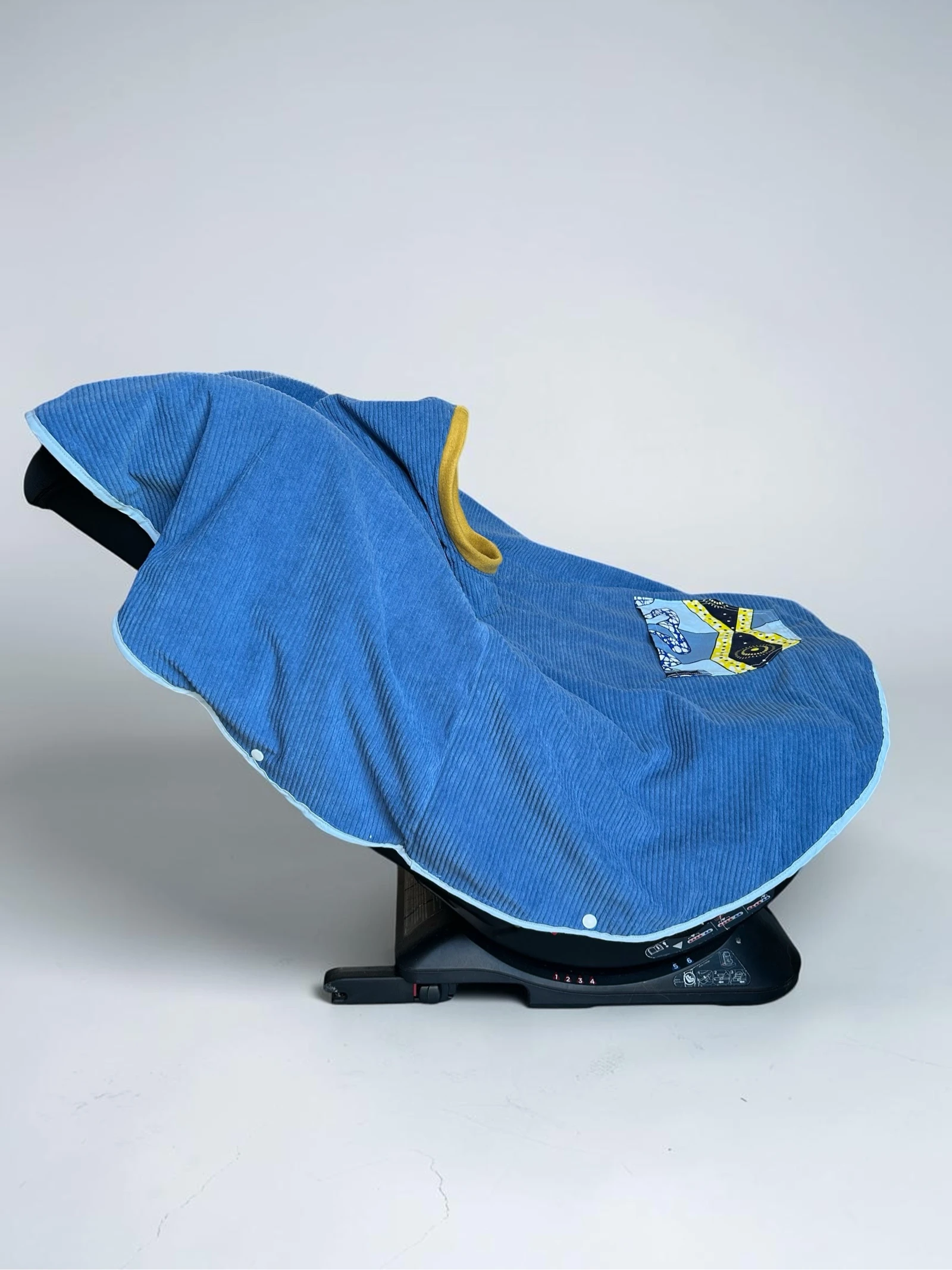 Poncho évolutif siège auto bebe- 8 ans 